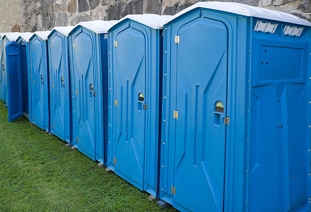 Best Portable Toilets with Baby Changing Stations in Mccom, OH